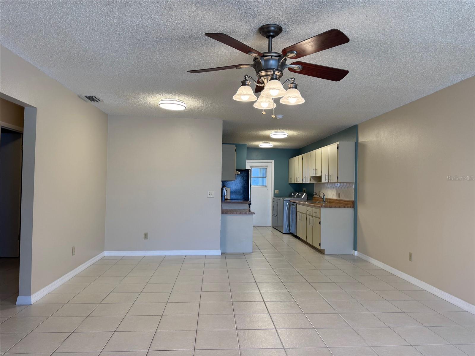 TAVARES RIDGE CONDO - Residential