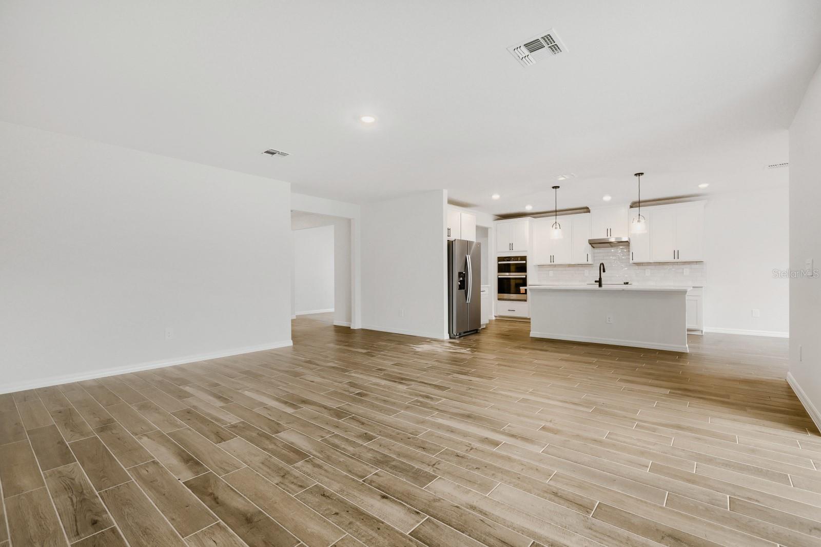 THE GROVE AT STUART CROSSING - Residential
