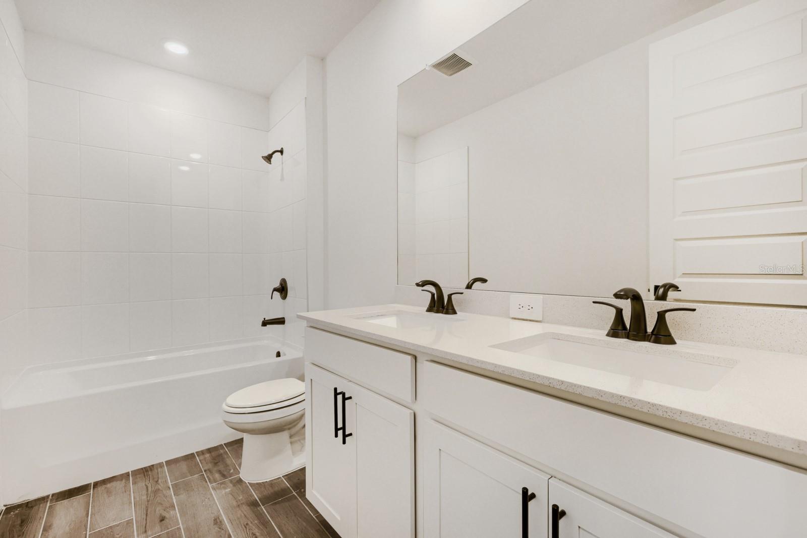 THE GROVE AT STUART CROSSING - Residential