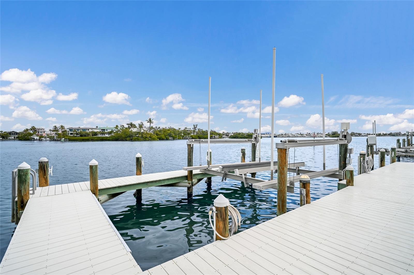 HOLMES BEACH 34TH UNIT REP - Residential