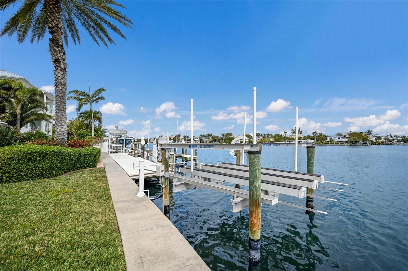 HOLMES BEACH 34TH UNIT REP - Residential