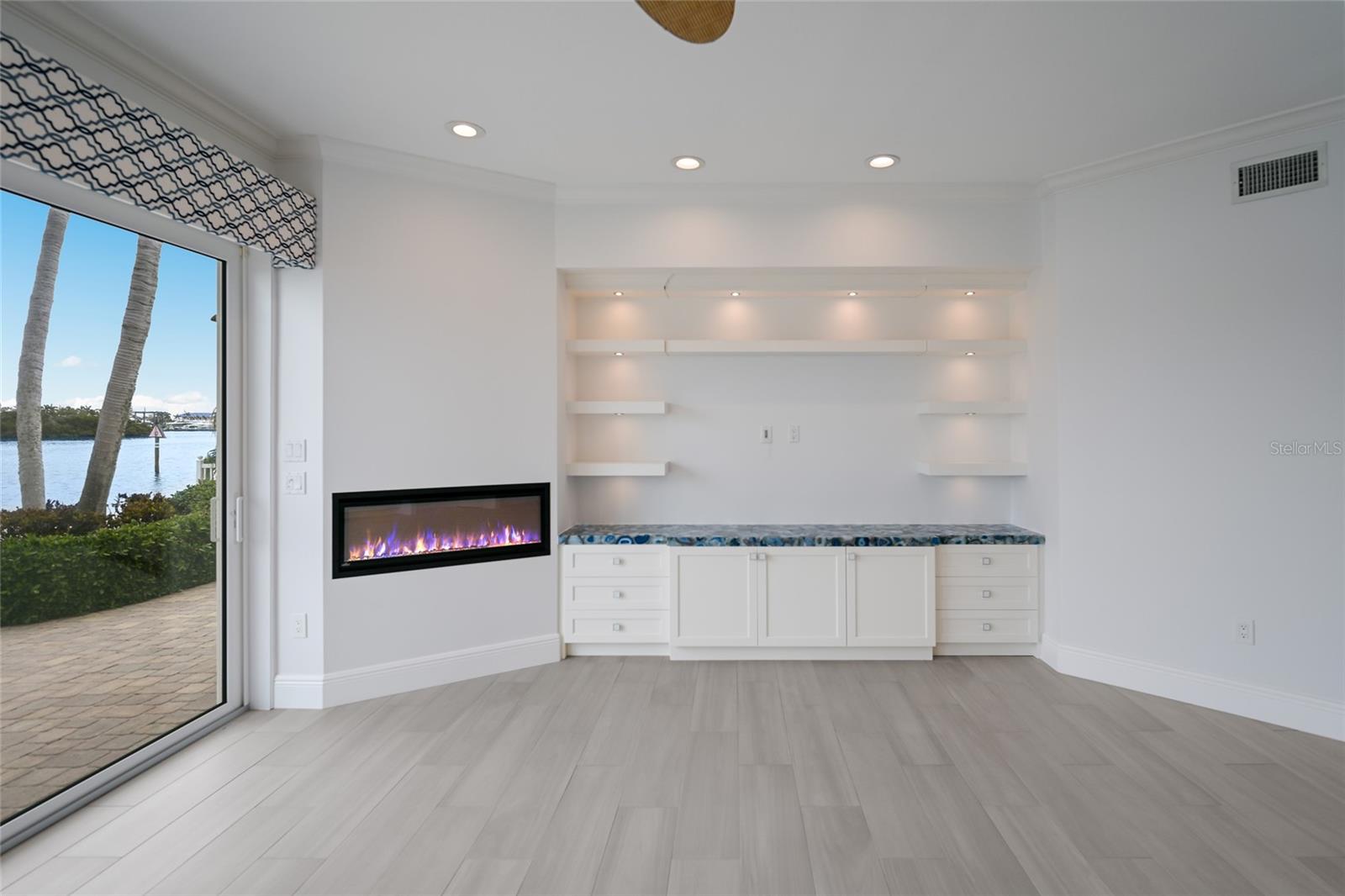 HOLMES BEACH 34TH UNIT REP - Residential