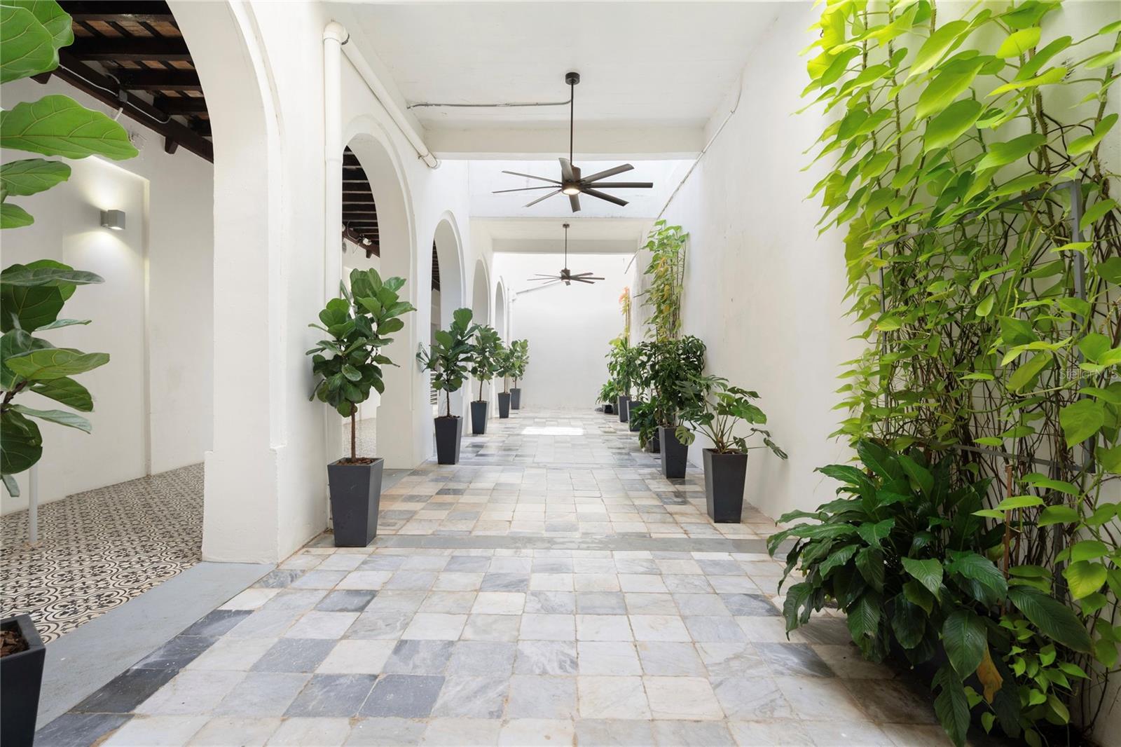 OLD SAN JUAN - Residential Income