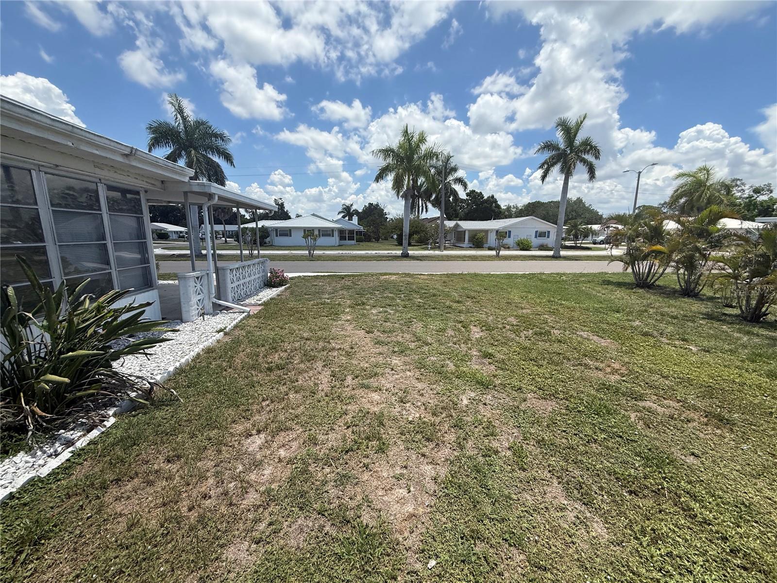 RIVER ISLES - Residential