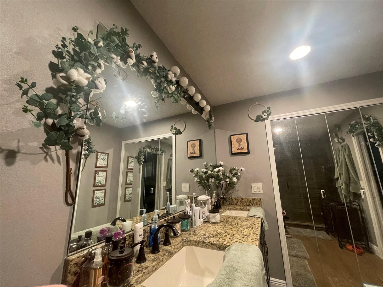 SPRING OAKS - Residential