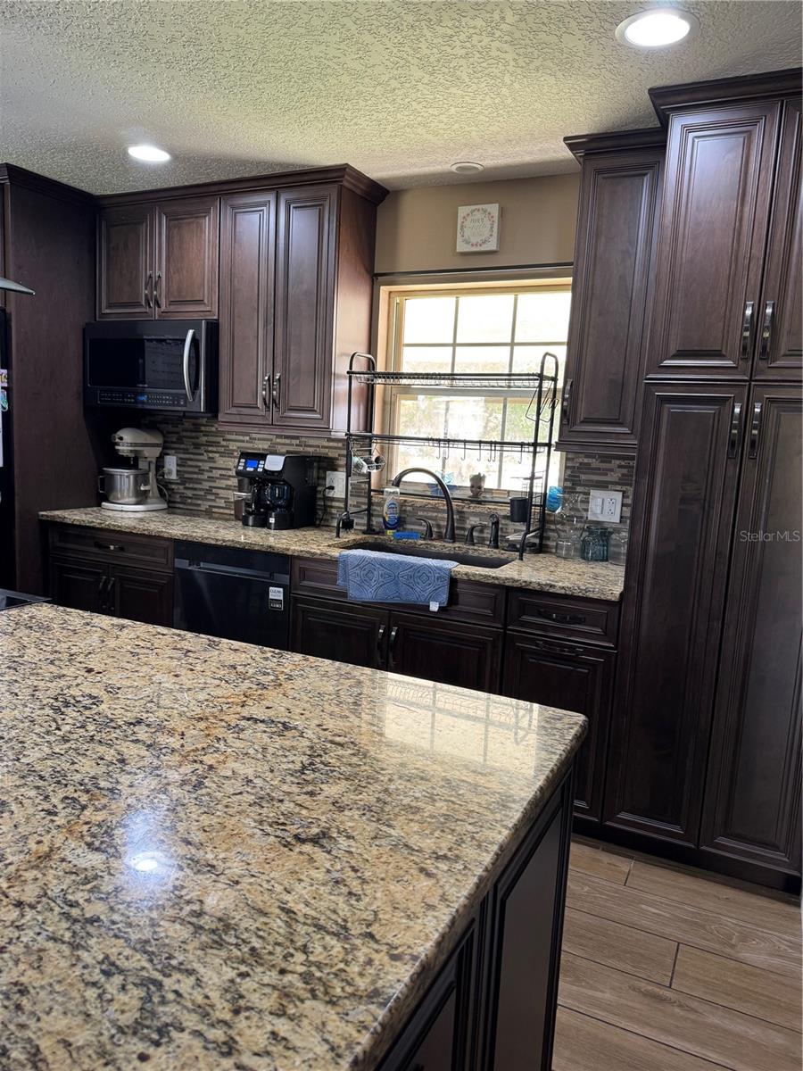 SPRING OAKS - Residential