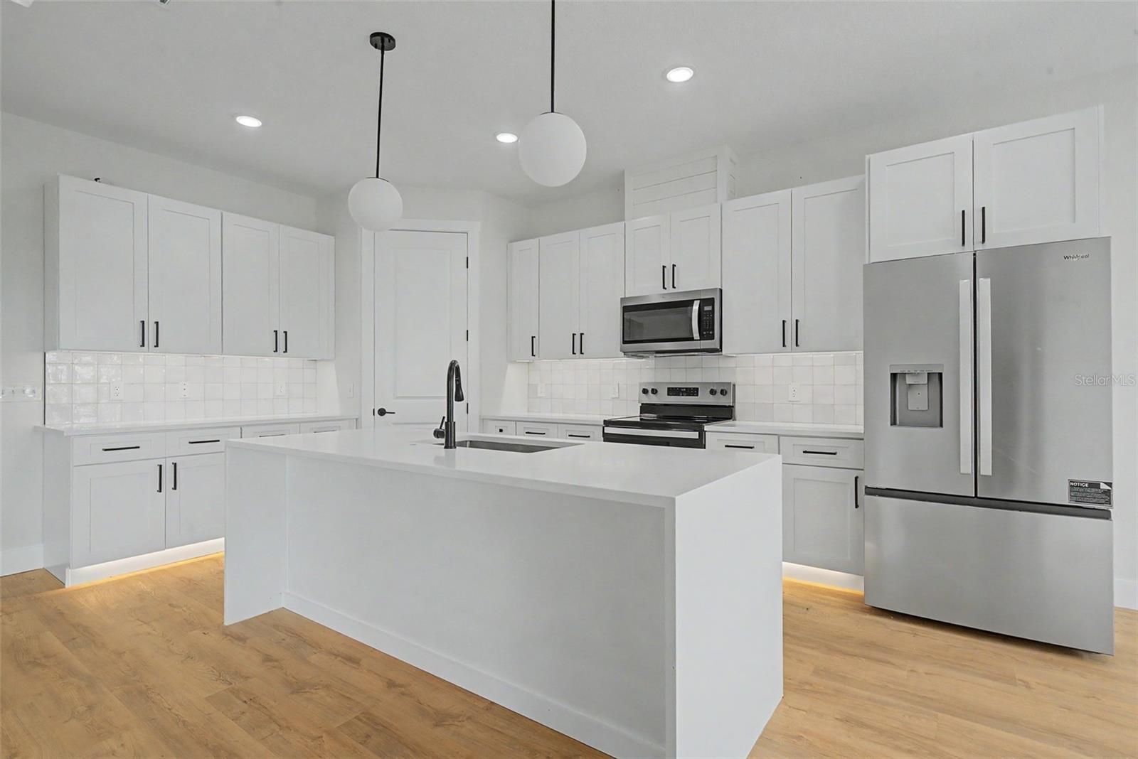 BLUE HERON GOLF & C C - Residential
