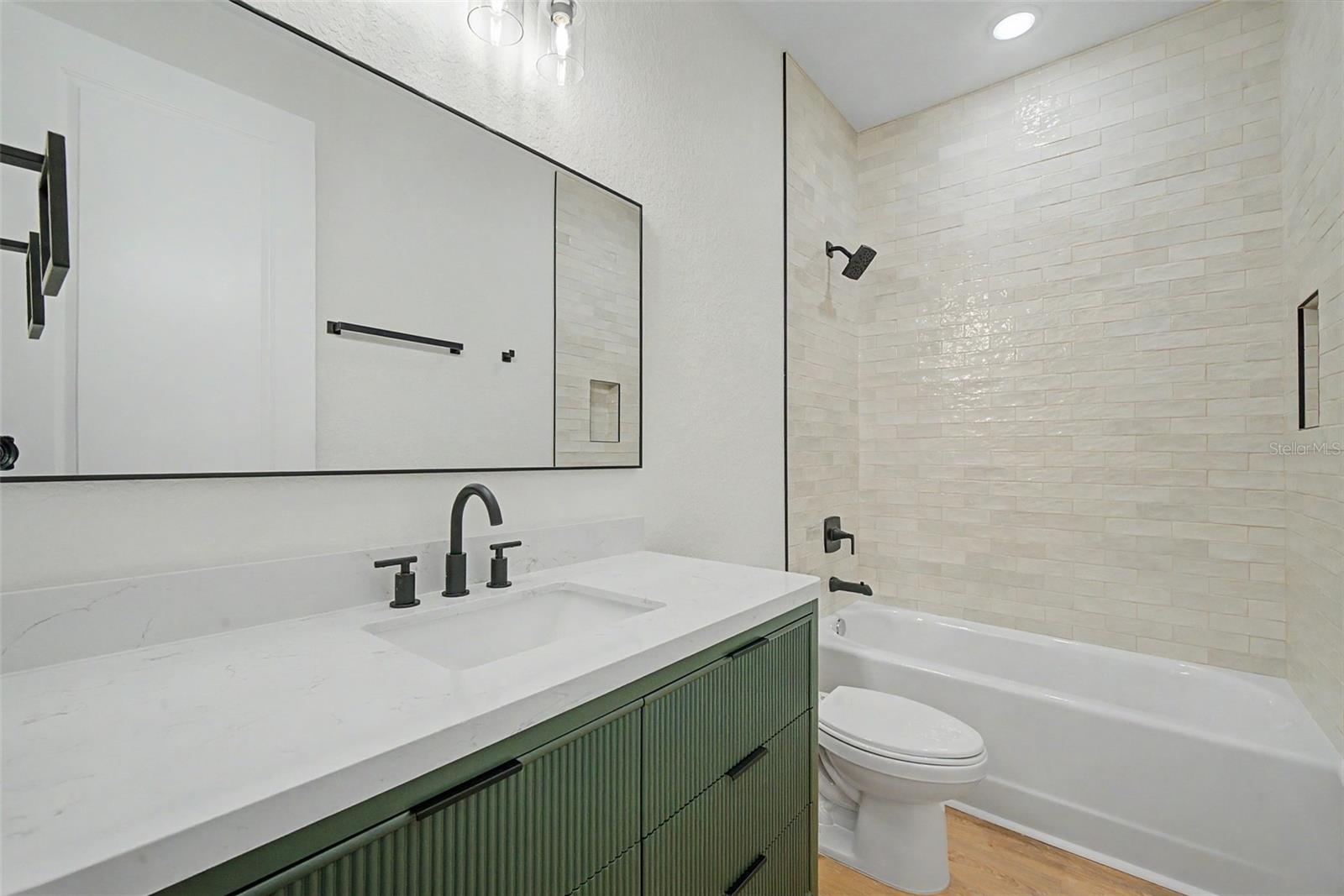 BLUE HERON GOLF & C C - Residential