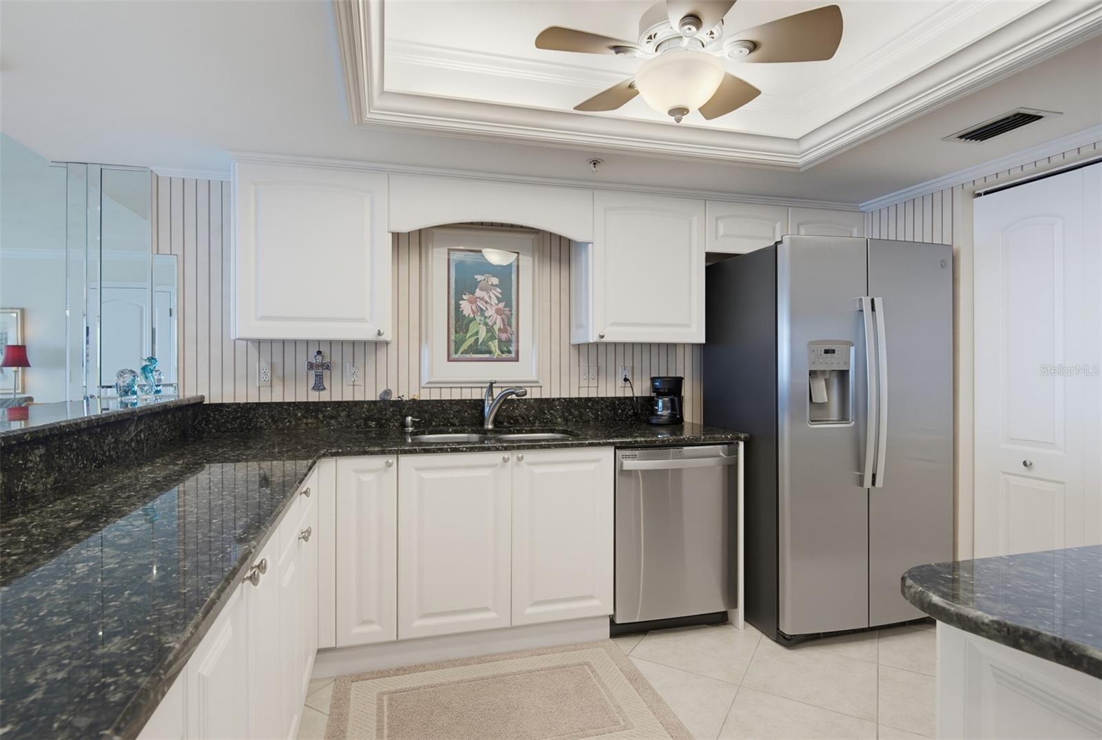 PENINSULA CONDO - Residential