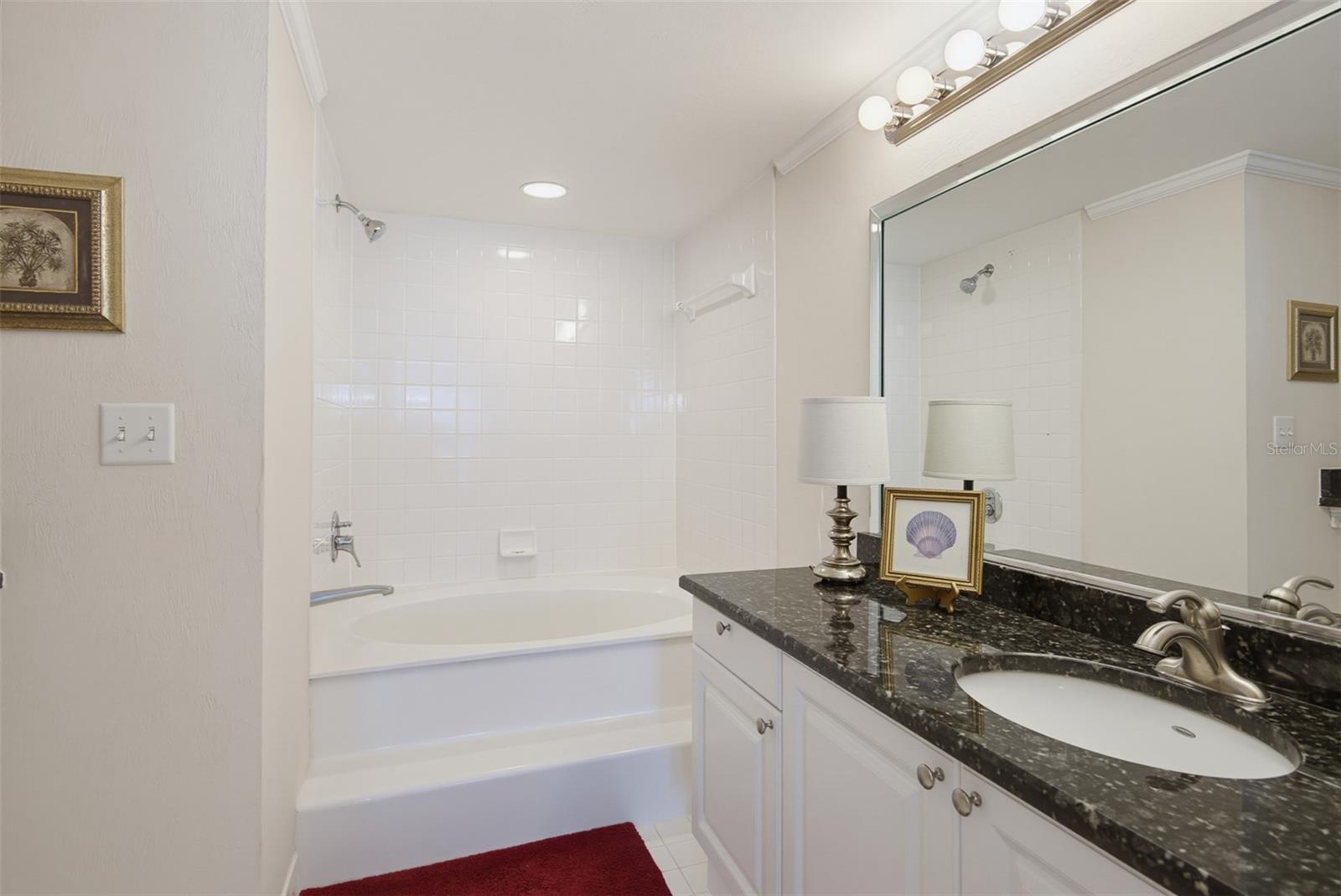 PENINSULA CONDO - Residential