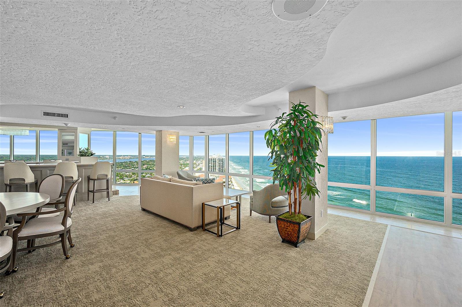 PENINSULA CONDO - Residential