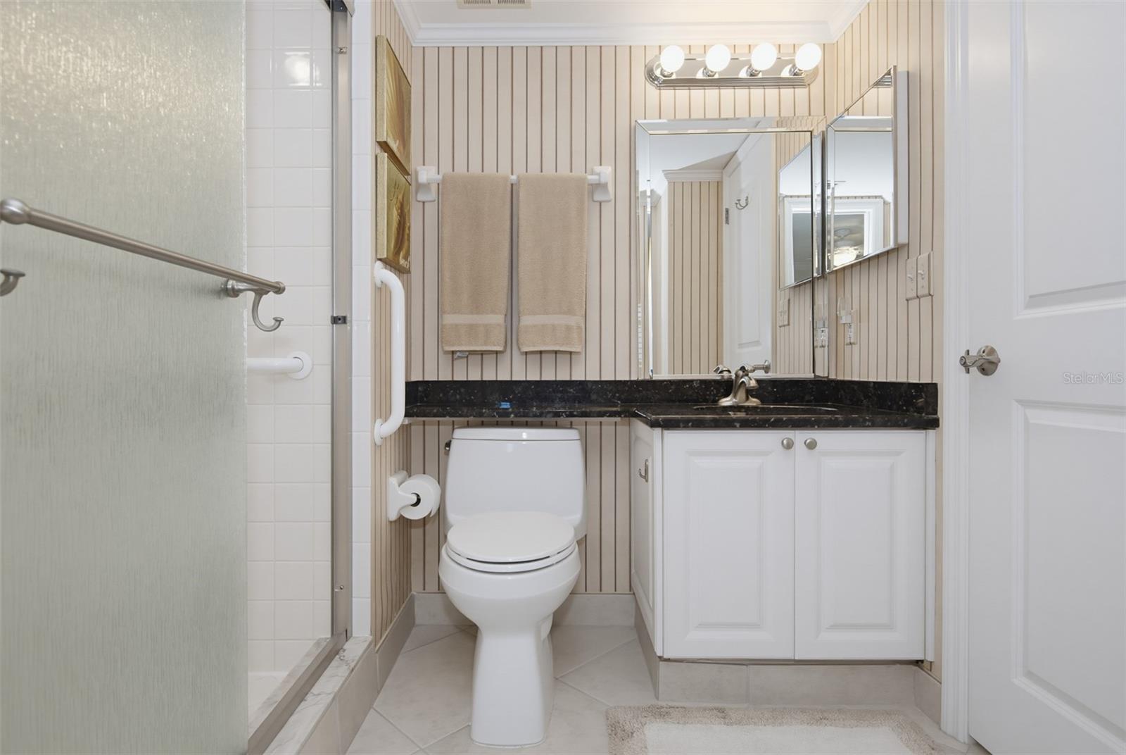 PENINSULA CONDO - Residential