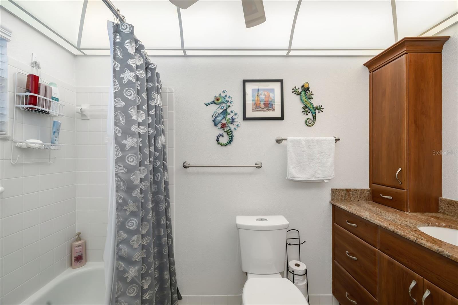 BURGUNDY UNIT ONE - Residential