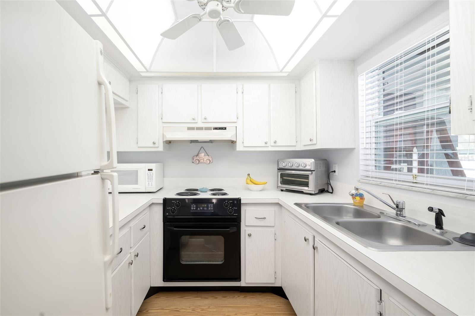 BURGUNDY UNIT ONE - Residential