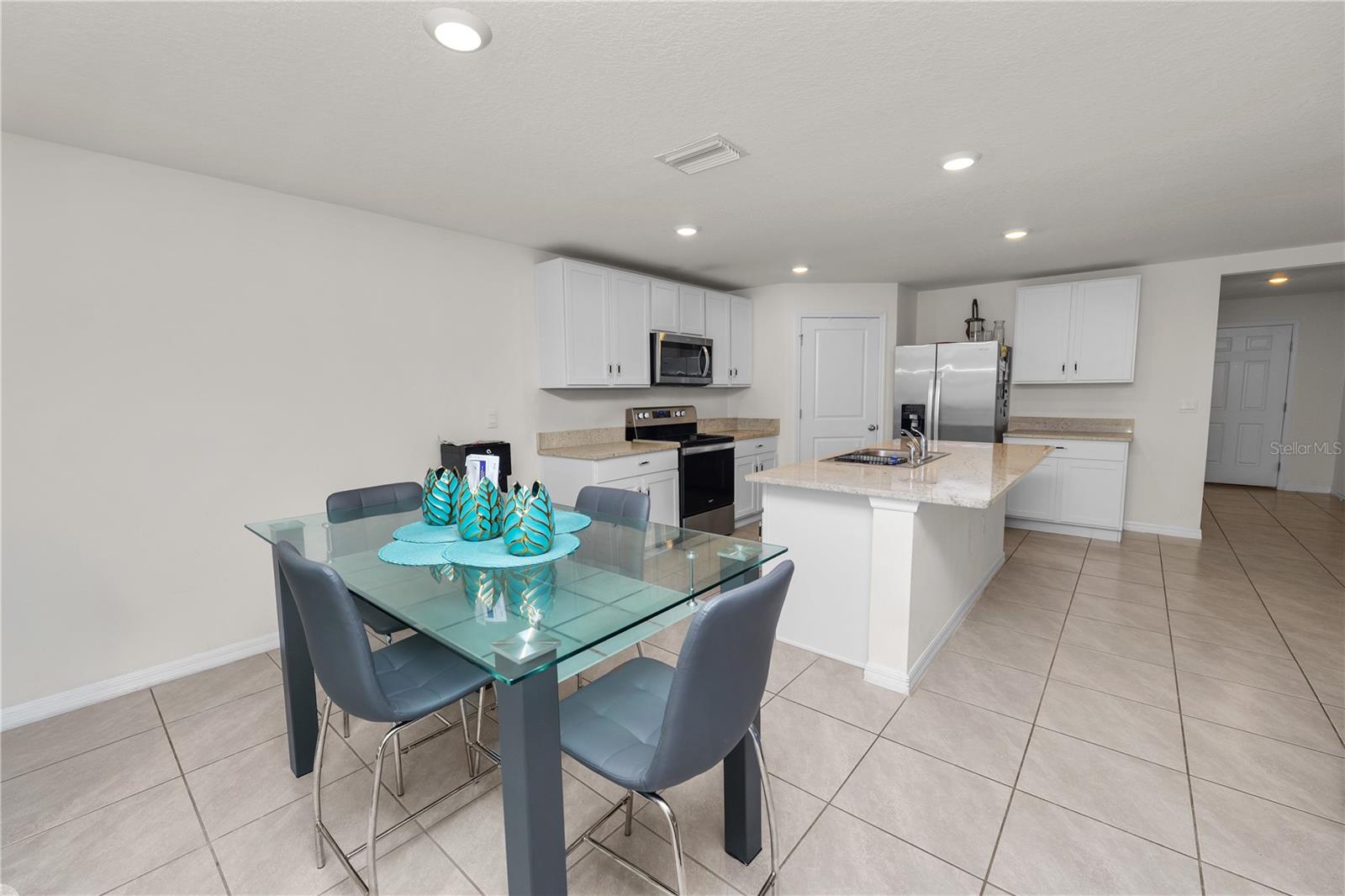 NORTH PARK ISLE PH 1B 1C & 1D - Residential