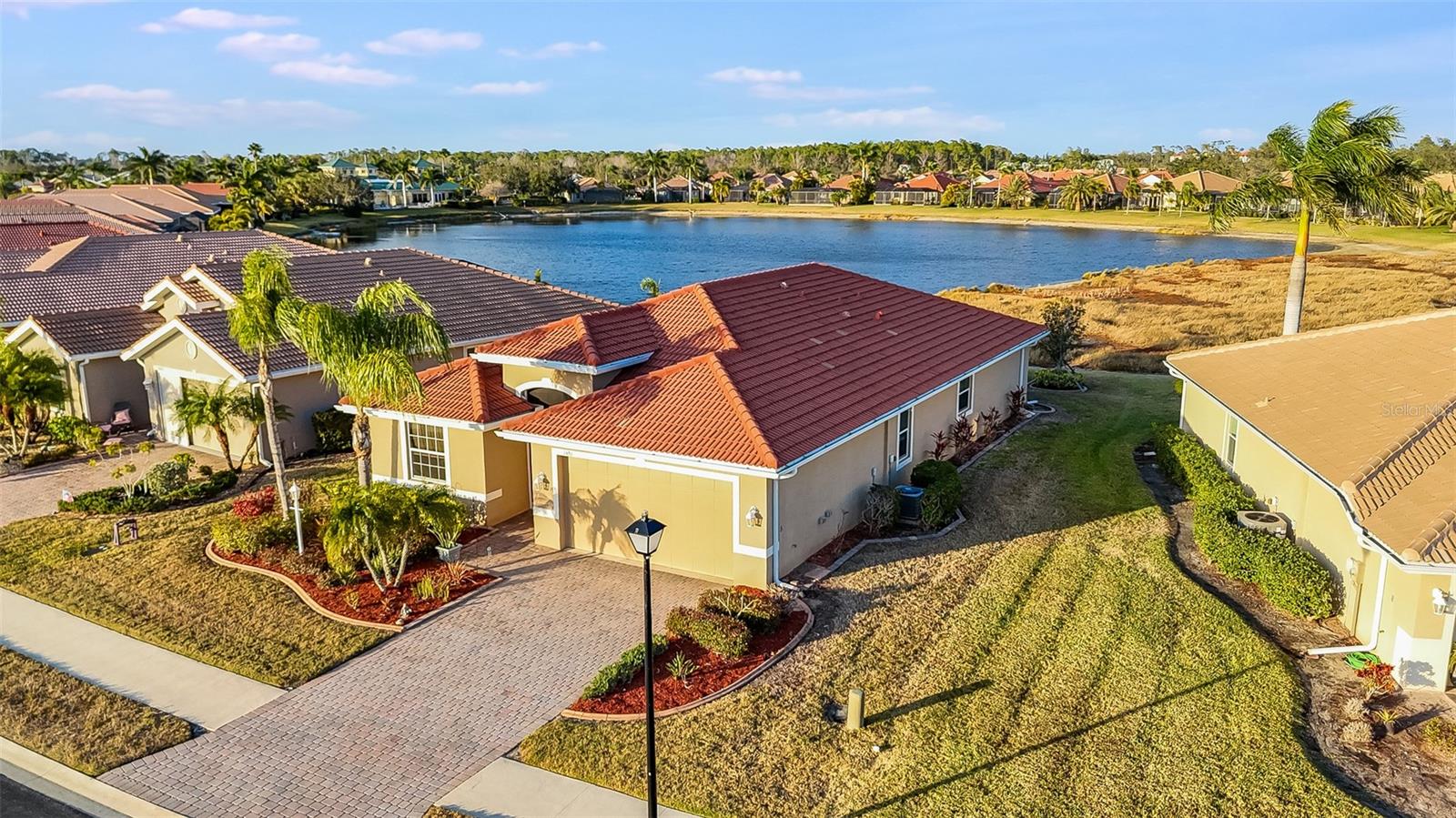 TALON BAY - Residential