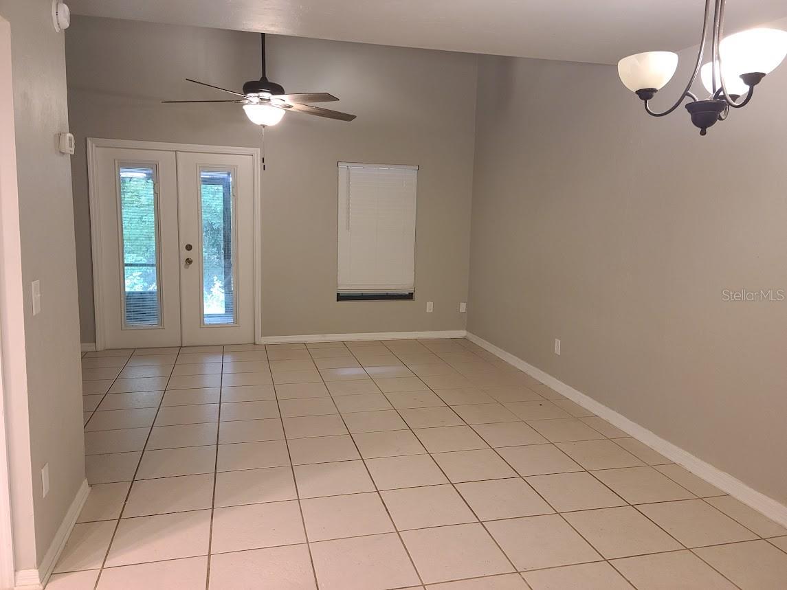 ROCKWOOD VILLAS - Residential