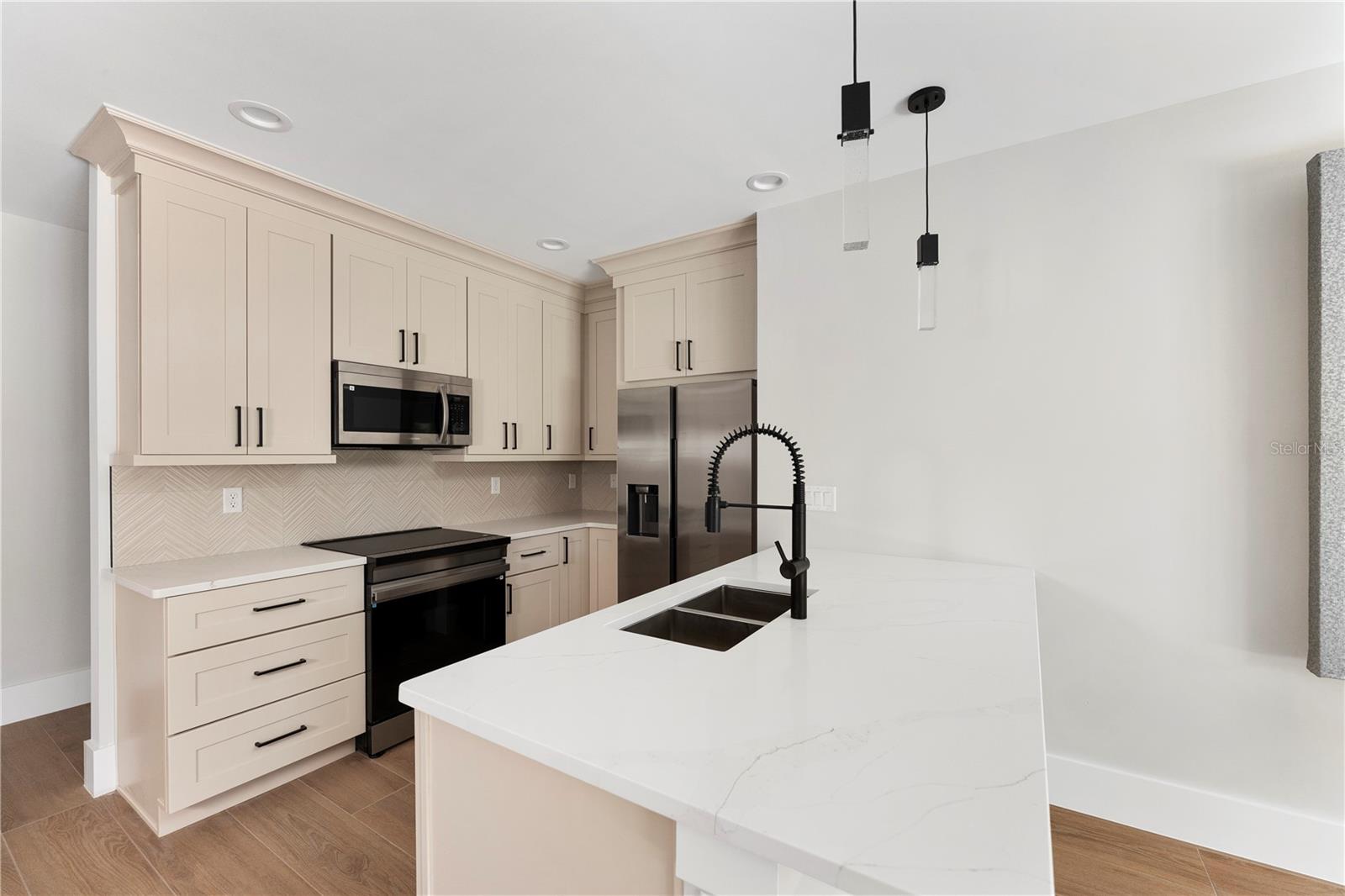 LOT 34 WOLFERS LAKE VIEW TERRACE PB 10 PG 66 - Residential