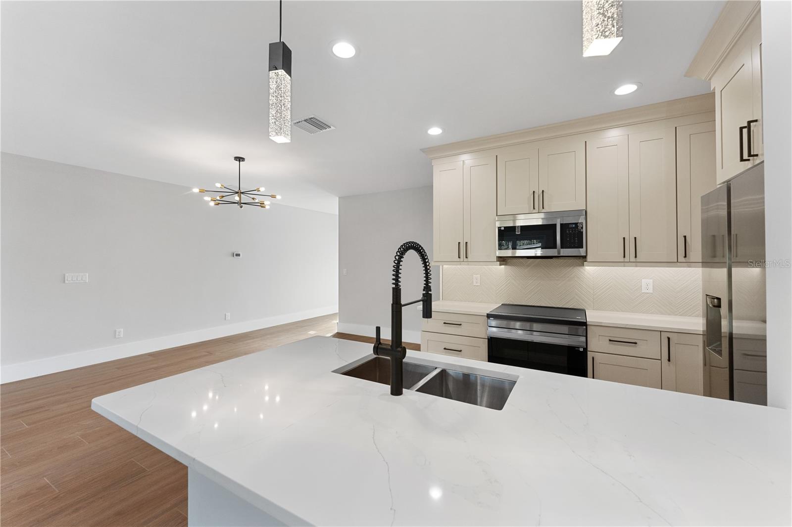 LOT 34 WOLFERS LAKE VIEW TERRACE PB 10 PG 66 - Residential