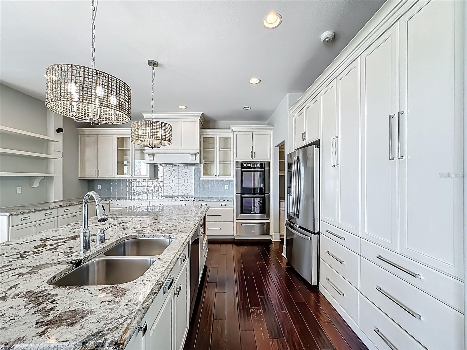 HOLMES BEACH 31ST UNIT AMD - Residential