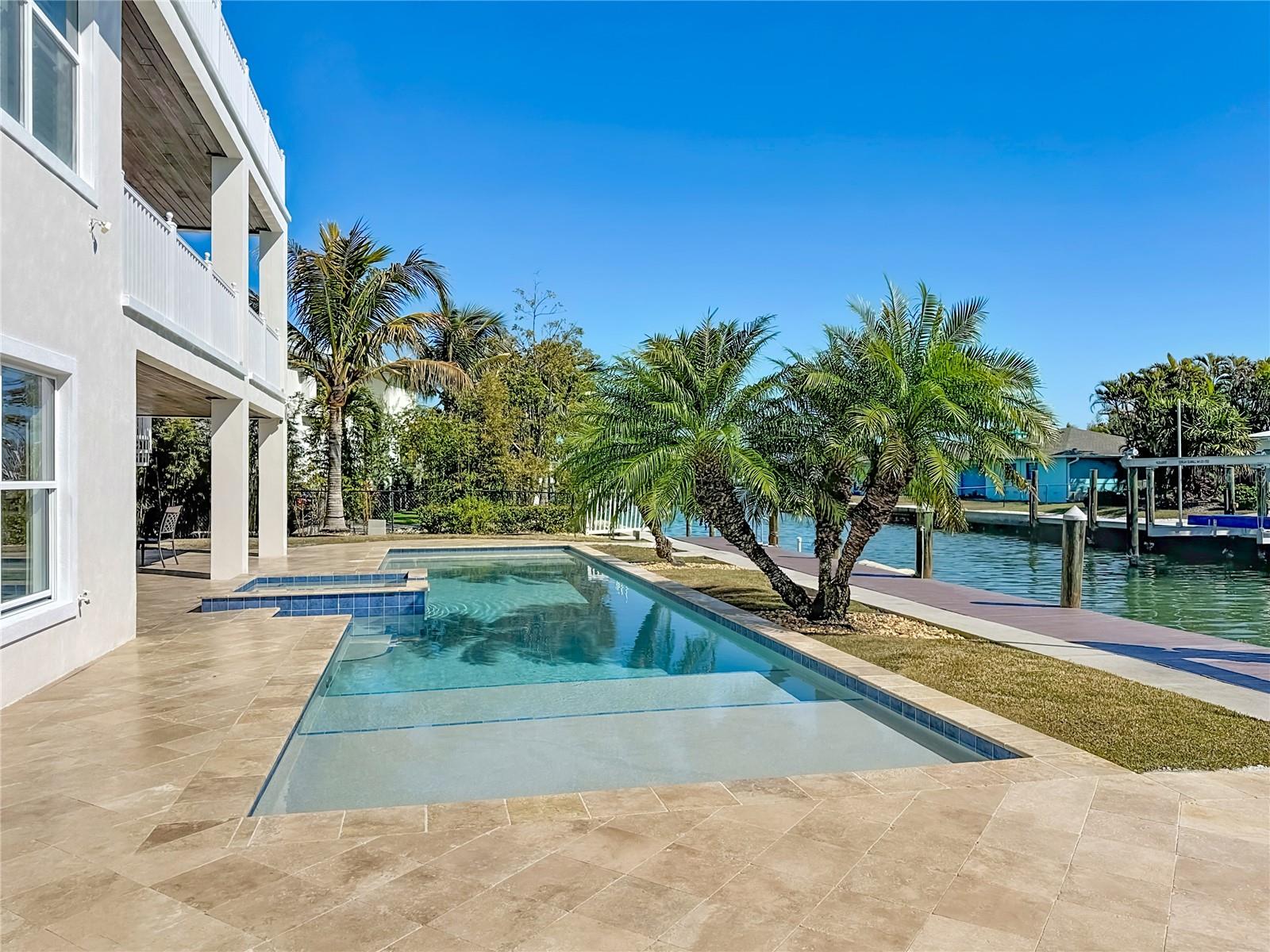 HOLMES BEACH 31ST UNIT AMD - Residential