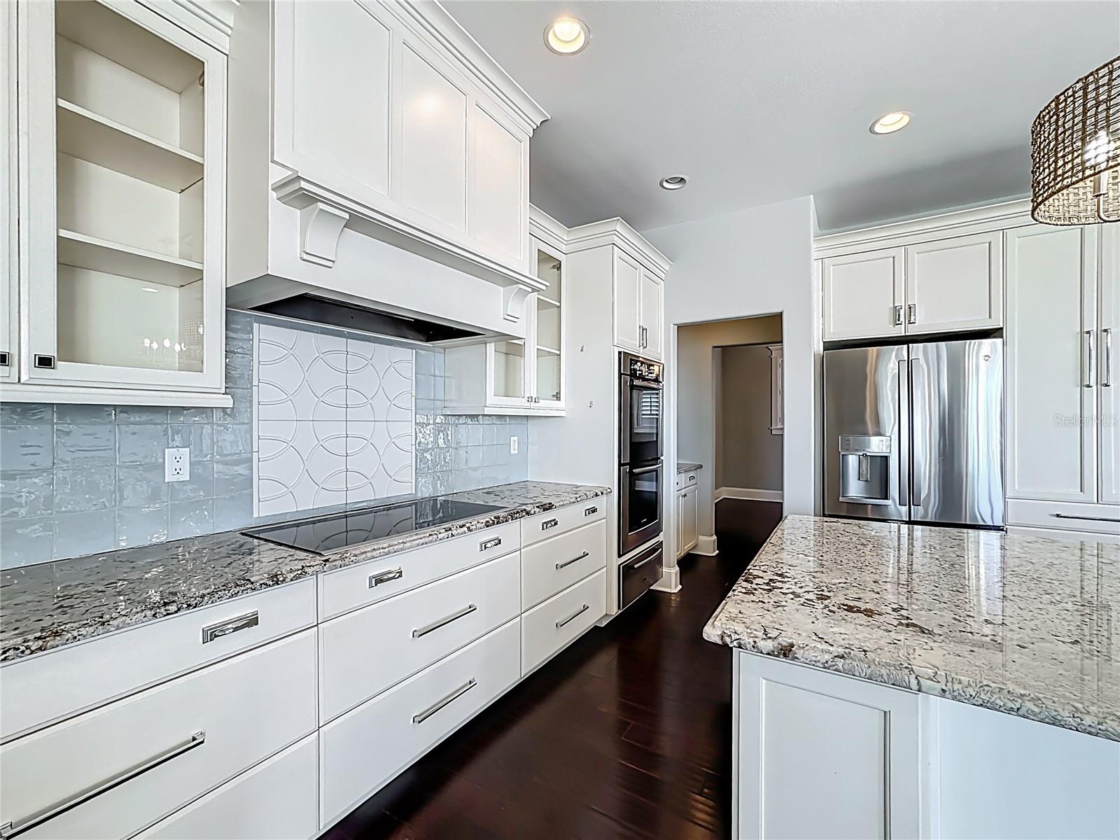 HOLMES BEACH 31ST UNIT AMD - Residential