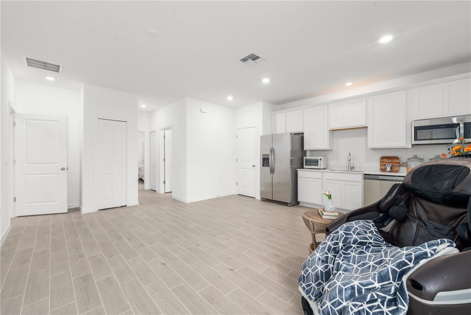 TRAIL HEAD LANDING - Residential