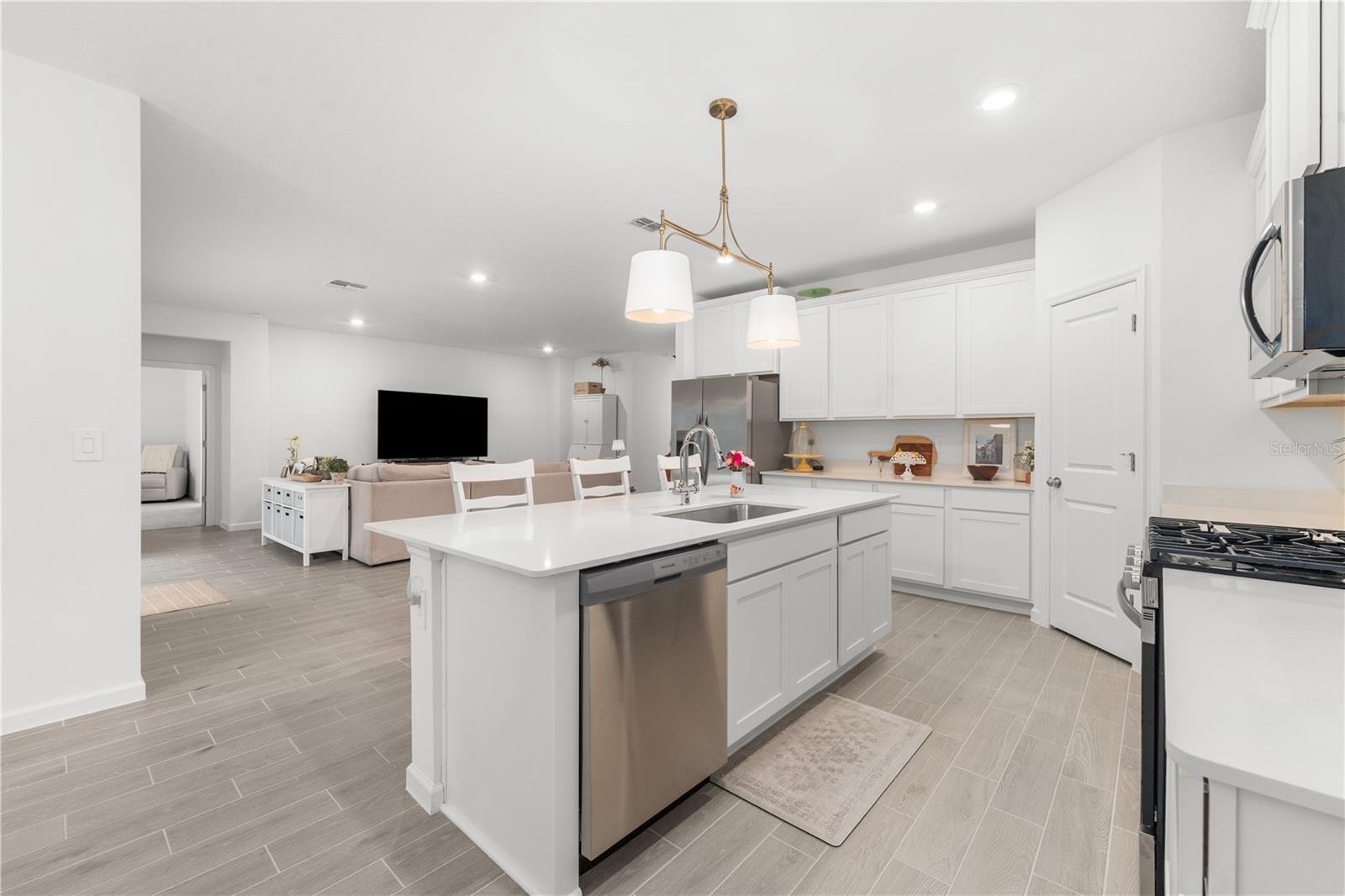 TRAIL HEAD LANDING - Residential
