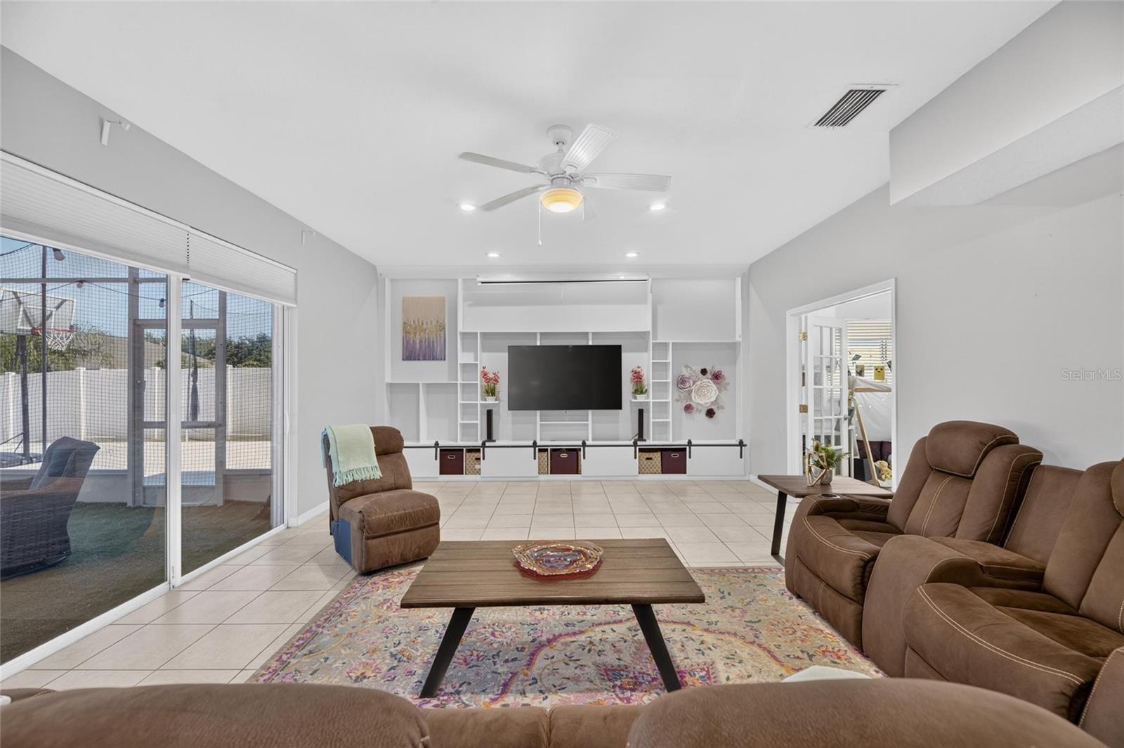 SUMMERFIELD VILLAGE 1 TR 11 - Residential