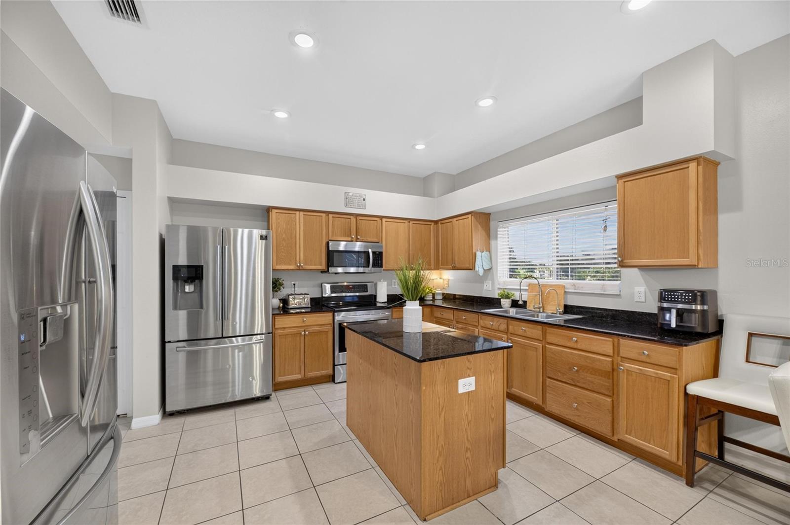 SUMMERFIELD VILLAGE 1 TR 11 - Residential