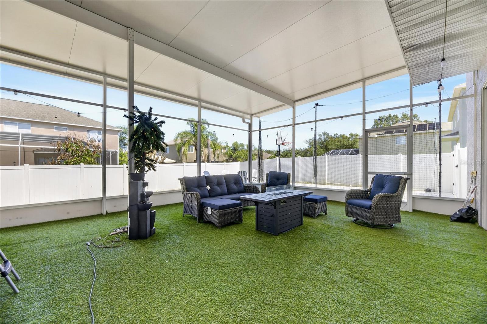 SUMMERFIELD VILLAGE 1 TR 11 - Residential