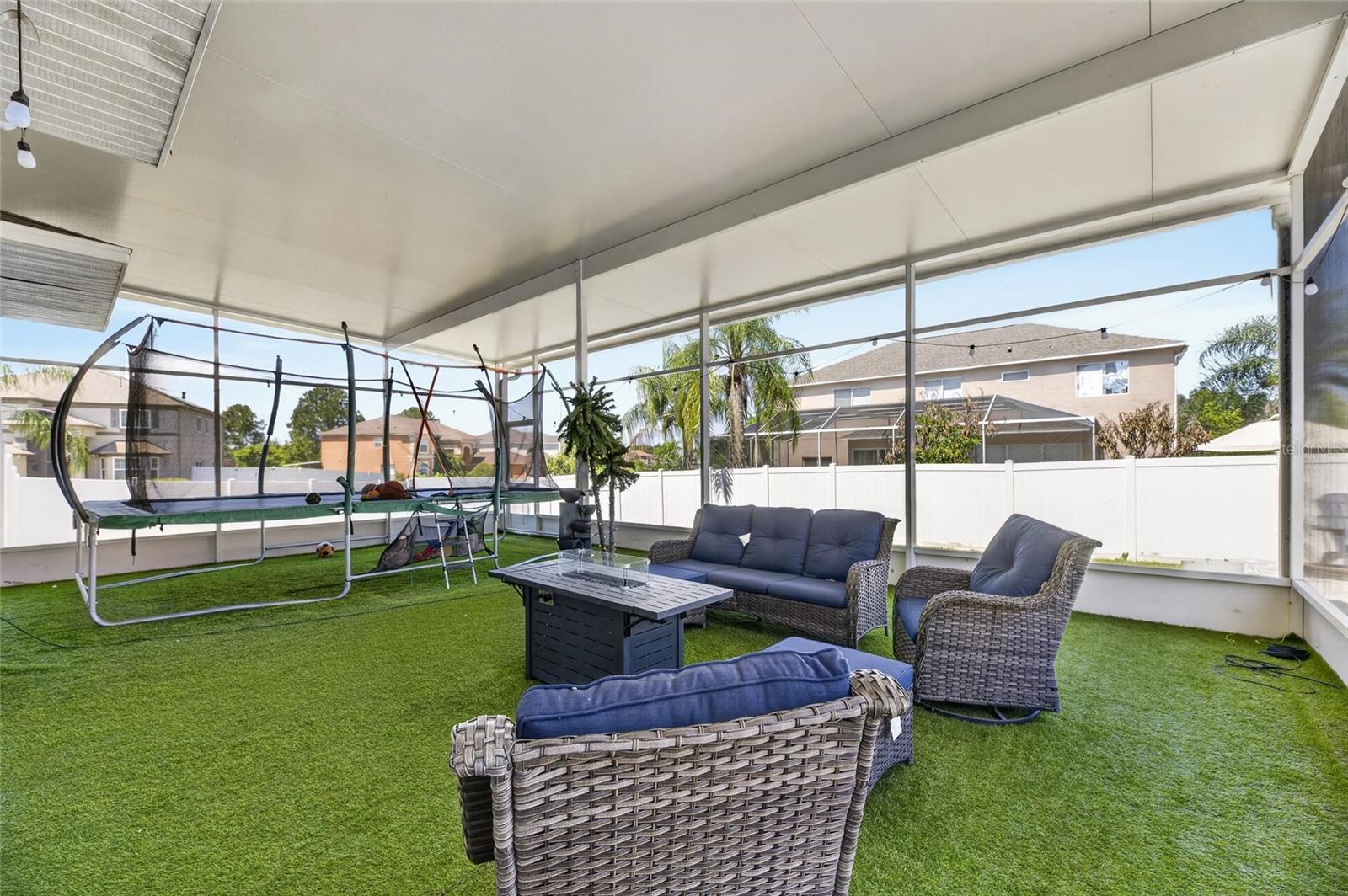 SUMMERFIELD VILLAGE 1 TR 11 - Residential