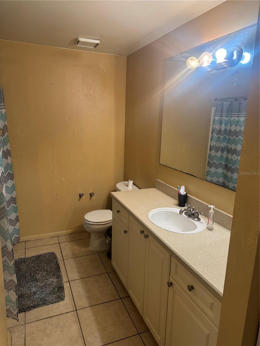 GABLES AT LAKESIDE CONDO - Residential