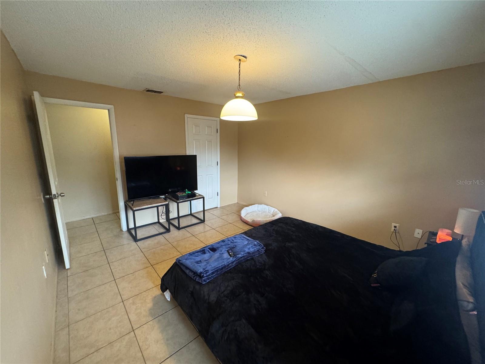 GABLES AT LAKESIDE CONDO - Residential