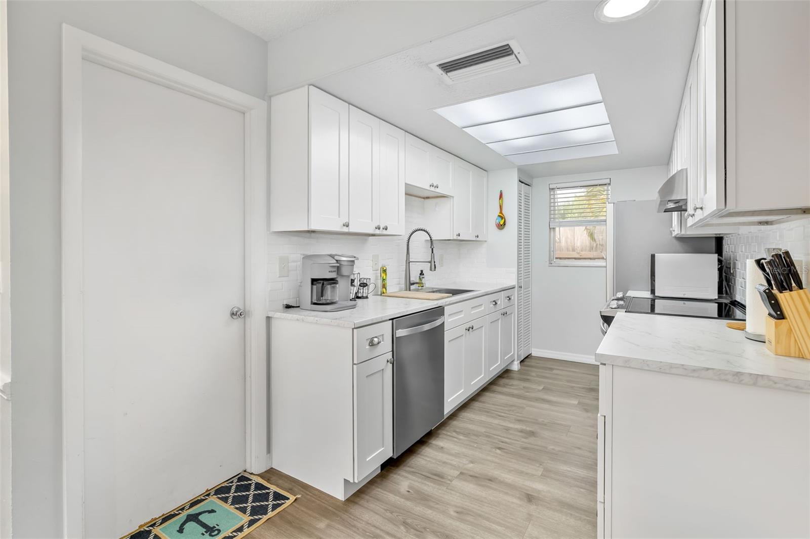 MADISON PARK - Residential