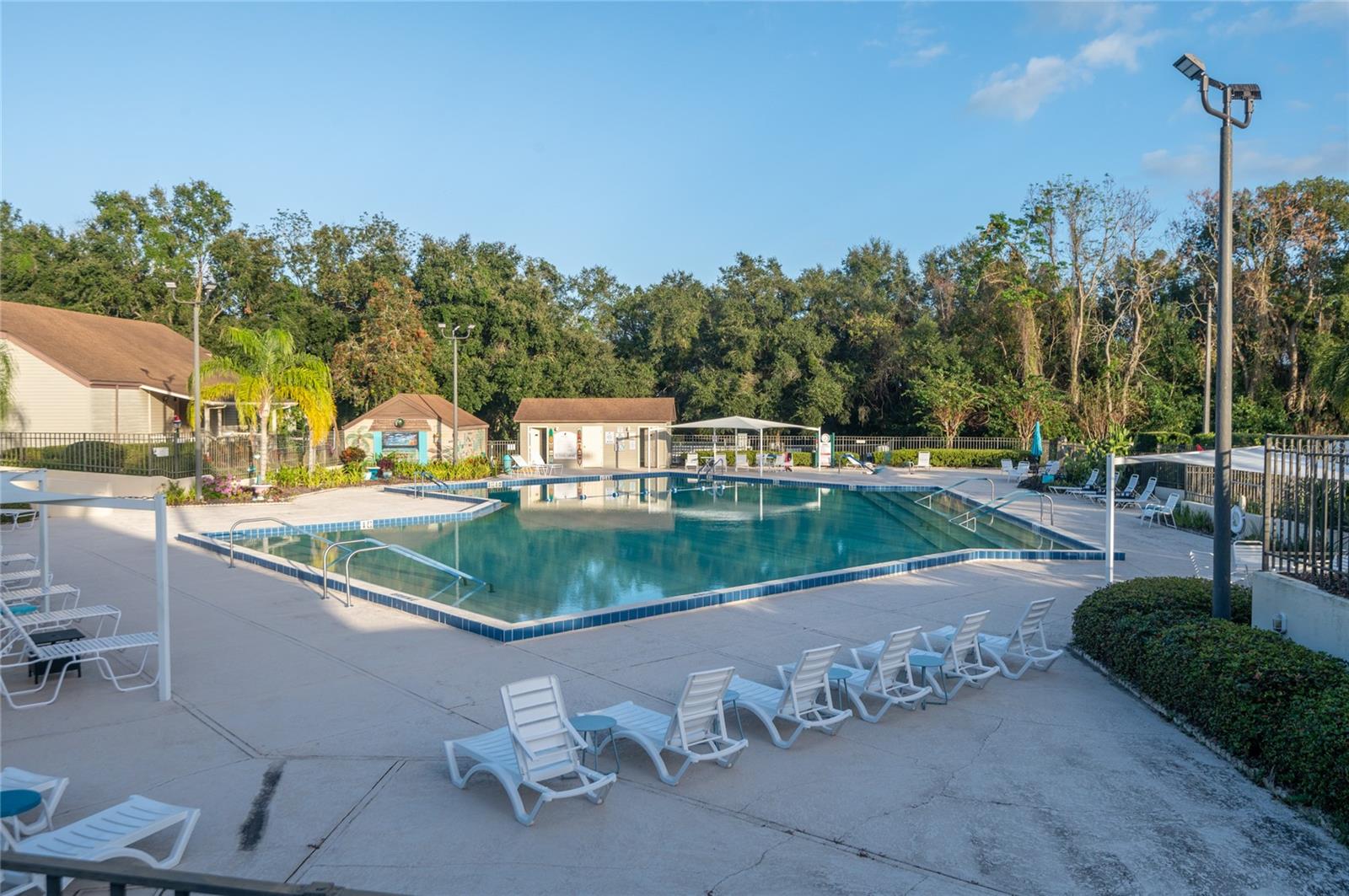 BANBURY VILLAGE CONDO - Residential