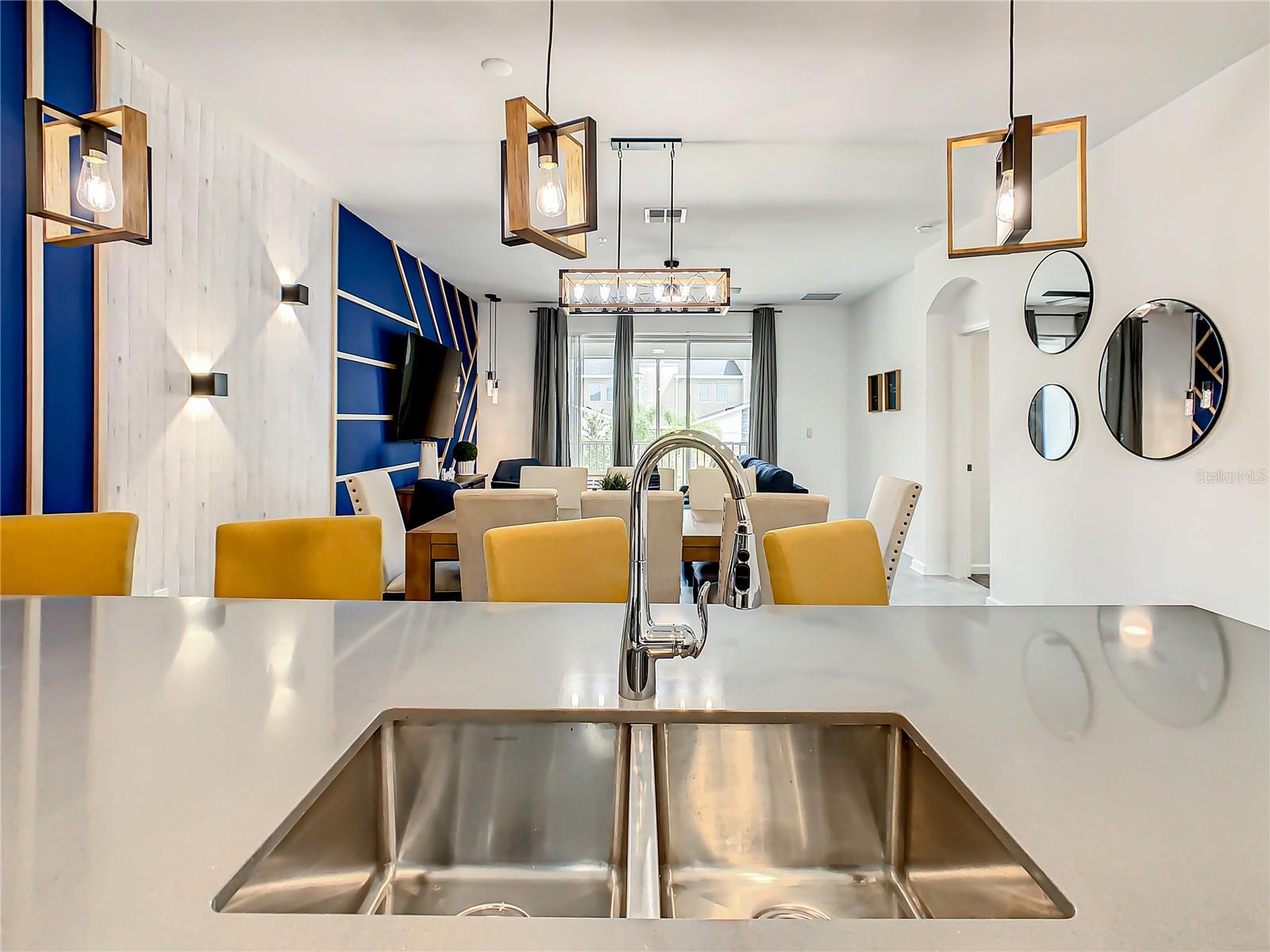 CHAMPIONSGATE CONDO 4 PH 29 - Residential