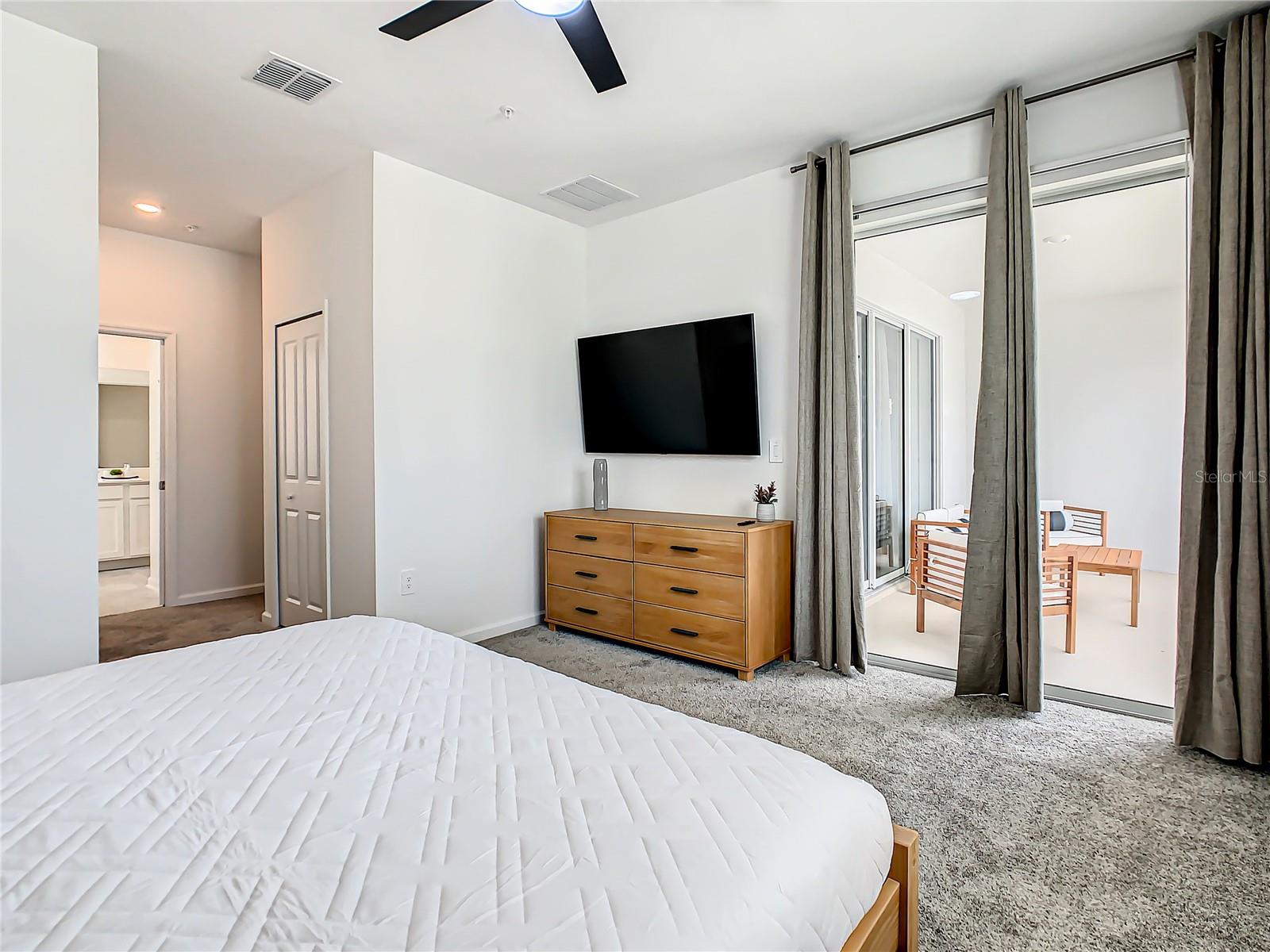 CHAMPIONSGATE CONDO 4 PH 29 - Residential
