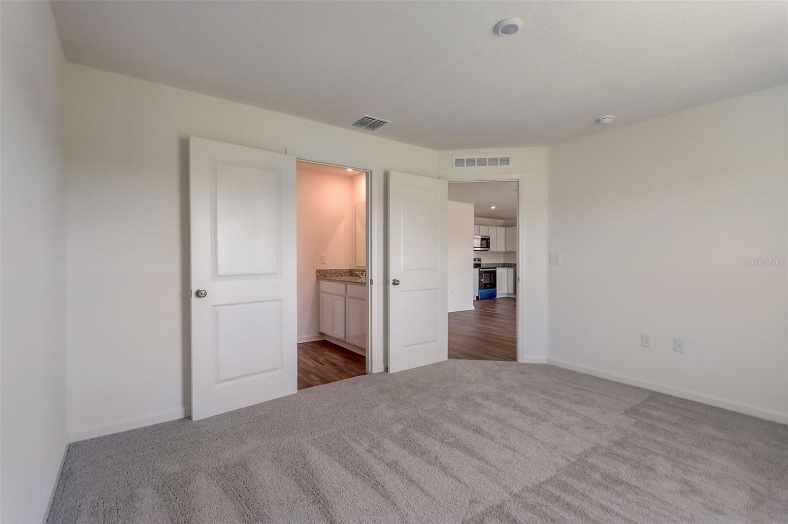 LAKEWOOD PARK - Residential