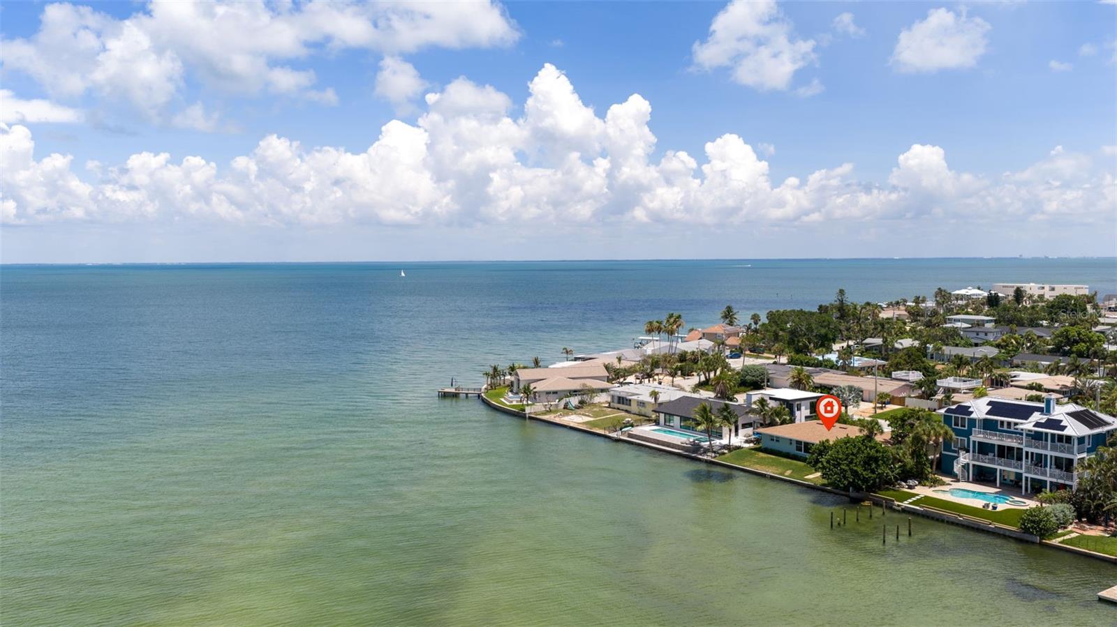 TROPICAL SHORES - Residential