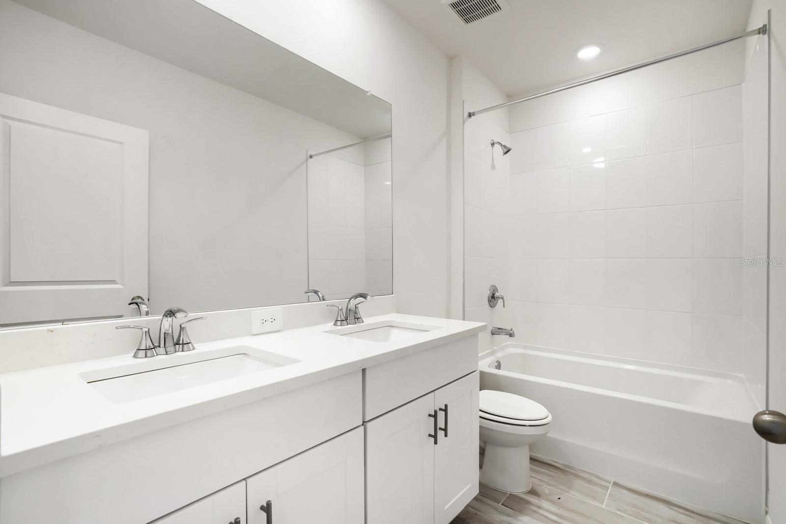 SALT MEADOWS - Residential