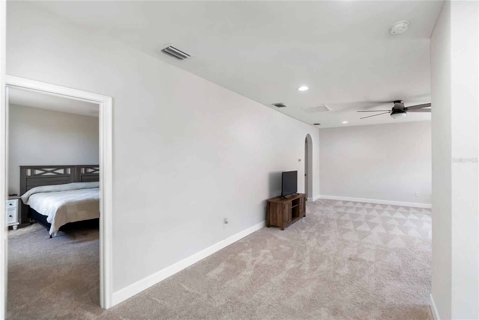 ARBOR GRANDE - Residential