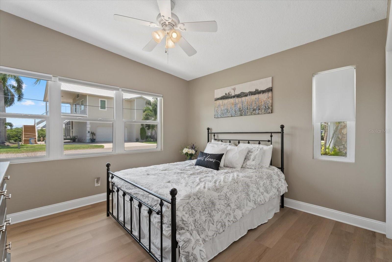 ALFORD & VOWELLS - Residential