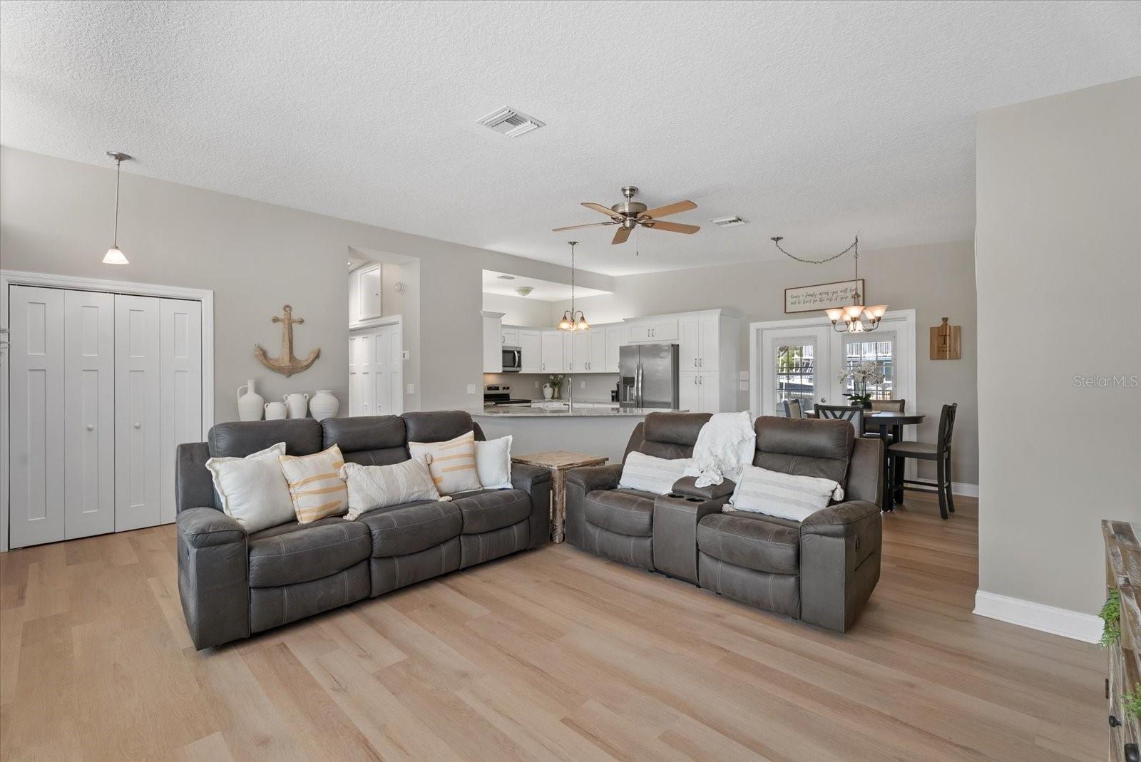 ALFORD & VOWELLS - Residential