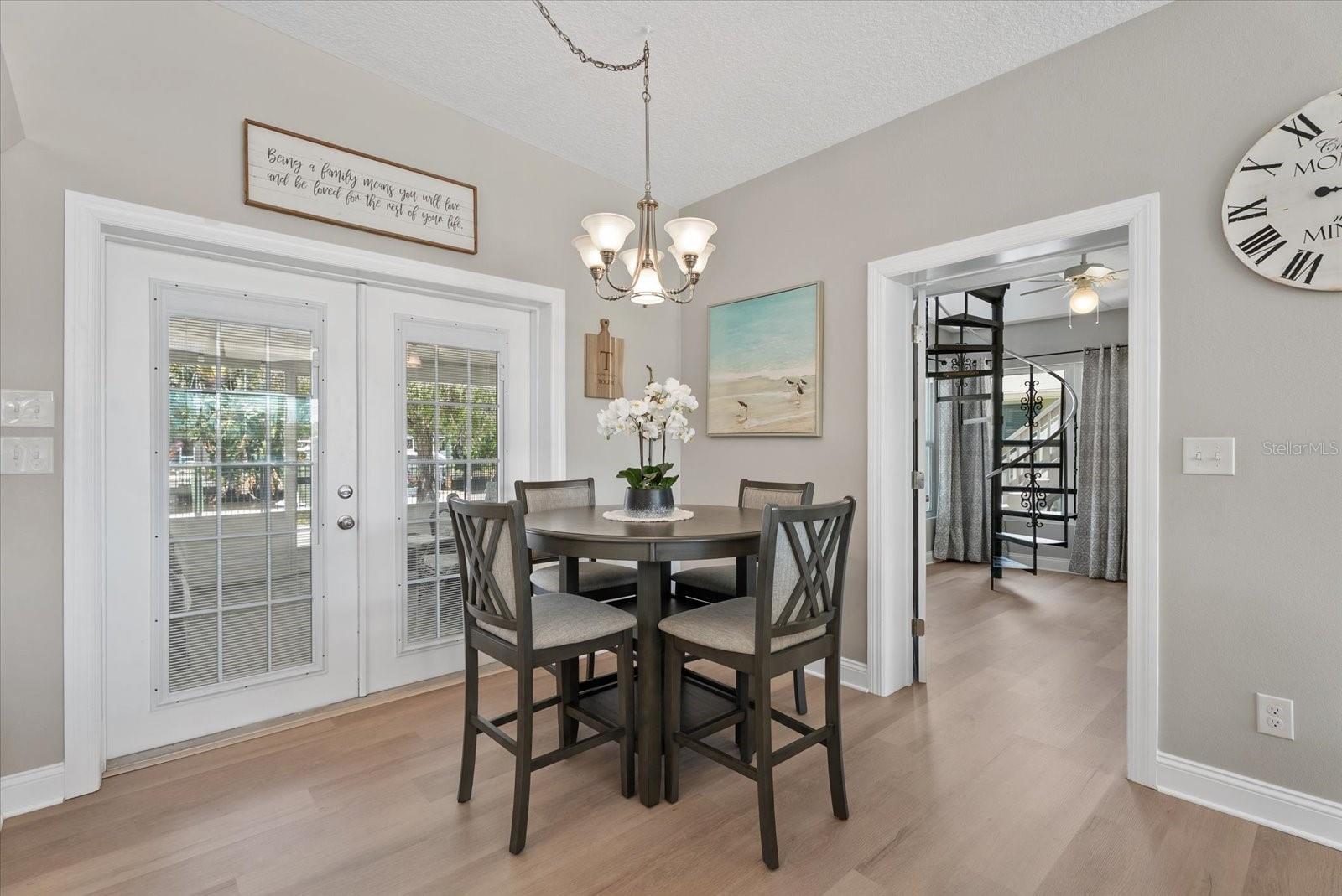 ALFORD & VOWELLS - Residential