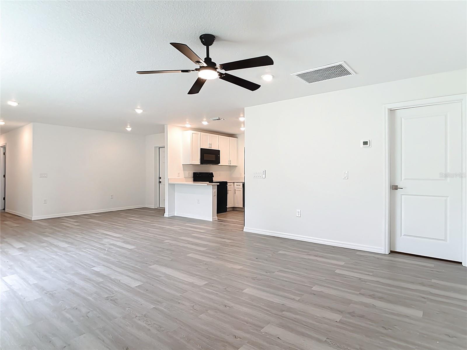 PORT CHARLOTTE SUB 12 - Residential Lease