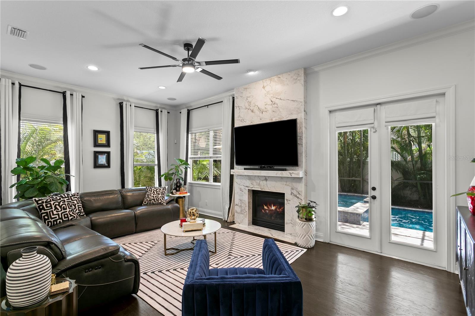 HALES A B - Residential