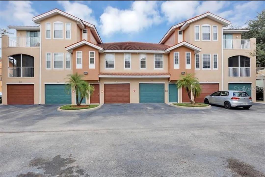 Beautiful 2-bedroom, 2-bath apartment located in the desirable Hunter’s Creek area, ZIP code 32837. This home offers a comfortable and functional layout, featuring updated appliances that provide added convenience and peace of mind for the next resident. Enjoy living in a gated community with excellent amenities, including resort-style swimming pools, a 24-hour fitness center, and well-maintained common areas. The property is conveniently located near shopping centers, restaurants, major highways, schools, parks, and everything Hunter’s Creek. This apartment is ideal for those looking for comfort, location, and a community lifestyle in one of Orlando’s most sought-after areas. Schedule your private showing today.