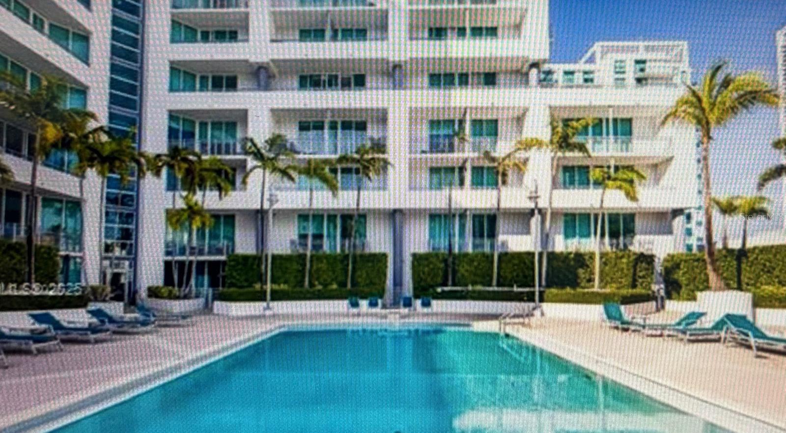 CITY 24 CONDO - Residential