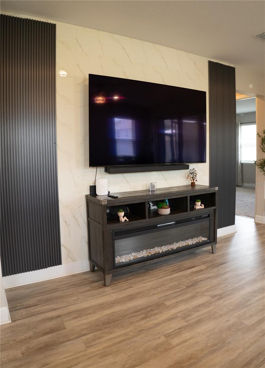 FOREST LK PH I - Residential